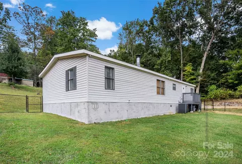 Exterior - 238 Apache Path, Marion, NC 28752 photo 3 of 6