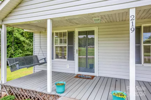 Exterior - 219 Hamby Mountain Rd, Purlear, NC 28665 photo 2 of 10