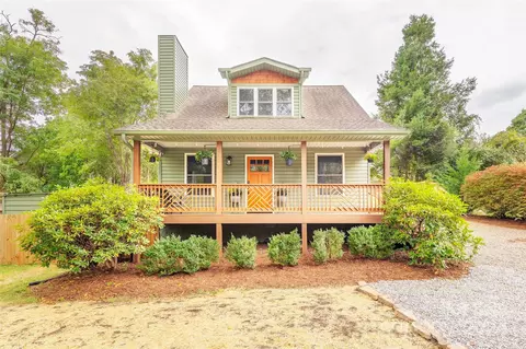83 Langwell Ave, Asheville, NC 28806