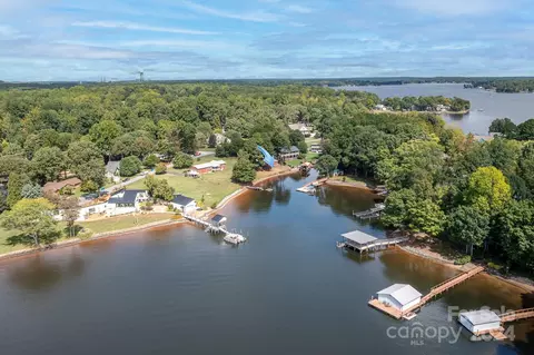 8523 Sylvan Dr, Terrell, NC 28682 photo 3