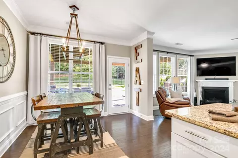 Dining - 7015 Chrysanthemum Rd, Lancaster, SC 29720 photo 2 of 3