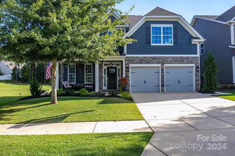 7015 Chrysanthemum Rd, Lancaster, SC 29720