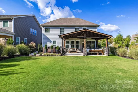 Exterior - 7015 Chrysanthemum Rd, Lancaster, SC 29720 photo 8 of 8