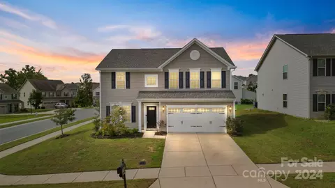 1814 Mill Creek Ln, Concord, NC 28025