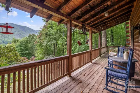 341 Soco Acres Rd, Maggie Valley, NC 28751