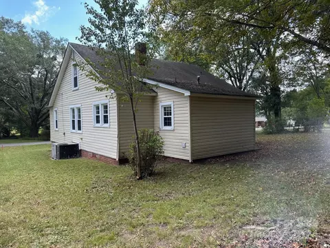 809 Sumner E 2 St E #2, Lincolnton, NC 28092 photo 11