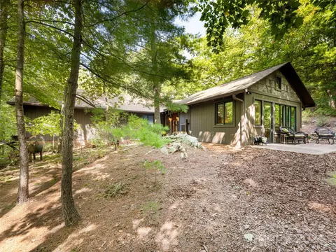 43 Covewood Rd, Asheville, NC 28805