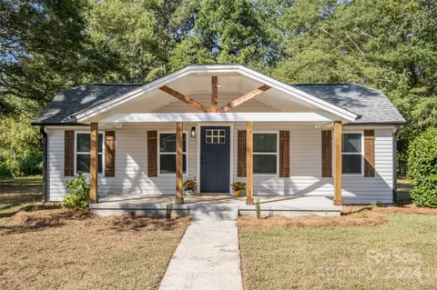 405 S Pine St, Dallas, NC 28034