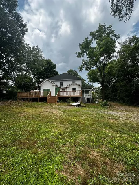 211 Maple St, Rutherfordton, NC 28139