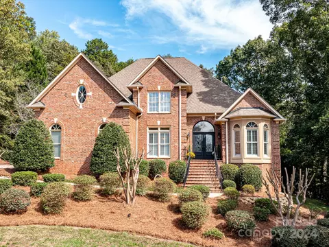 9809 Moody Ct, Harrisburg, NC 28075