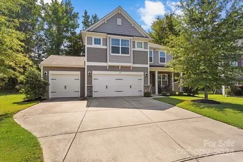 11004 Comiskey Ln, Charlotte, NC 28273