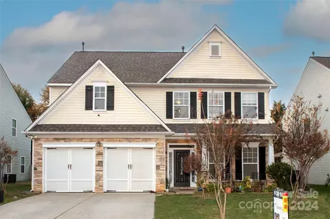 3015 Sweetspire Rd, Charlotte, NC 28215