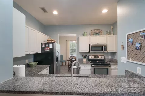 18525 Mizzenmast Ave, Cornelius, NC 28031 photo 14