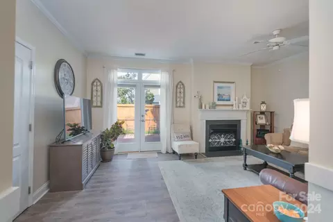 18525 Mizzenmast Ave, Cornelius, NC 28031 photo 11