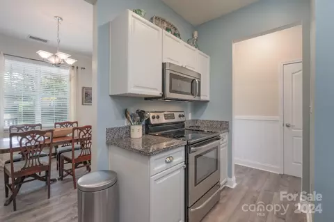 18525 Mizzenmast Ave, Cornelius, NC 28031 photo 9