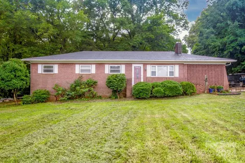 334 Main St, Troutman, NC 28166