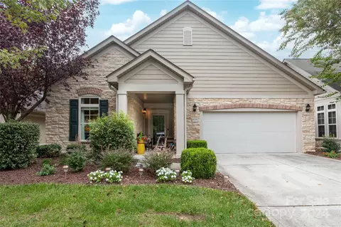 4410 Parkgate Dr, Matthews, NC 28105