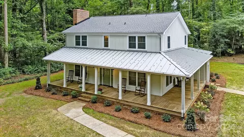 9712 Lawyers Rd, Mint Hill, NC 28227