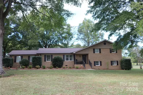4716 Carolando Sw Dr SW, Concord, NC 28027