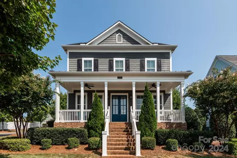 9703 Shoehorn St, Pineville, NC 28134