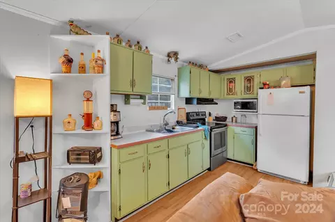Kitchen - 160 Flake Rd, Harmony, NC 28634 photo 2 of 2