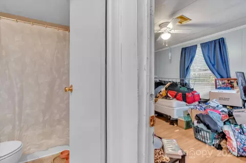 Bedroom - 160 Flake Rd, Harmony, NC 28634 photo 3 of 3
