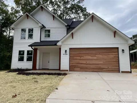 3739 Innes Ln, Maiden, NC 28650