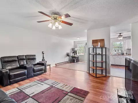 Living - 181 Chadwick Rd, Harmony, NC 28634 photo 2 of 4