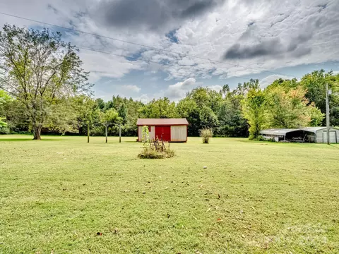 Exterior - 181 Chadwick Rd, Harmony, NC 28634 photo 10 of 10