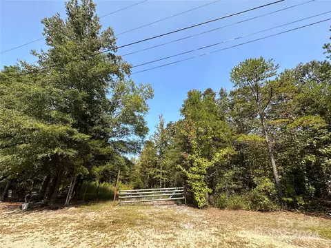 Antioch Circle, Lancaster, SC 29720