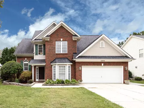 3508 Fairfax Woods Dr, Matthews, NC 28105