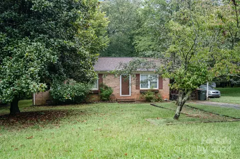 305 Peyton Ct, Waxhaw, NC 28173
