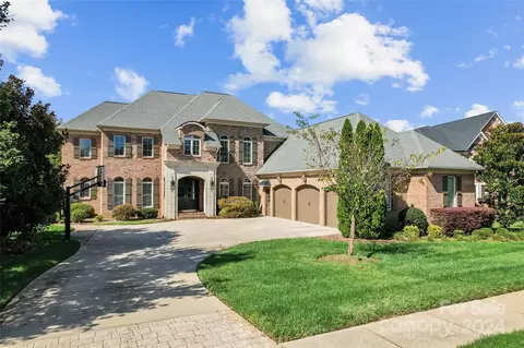 1821 Therrell Farms Rd, Waxhaw, NC 28173