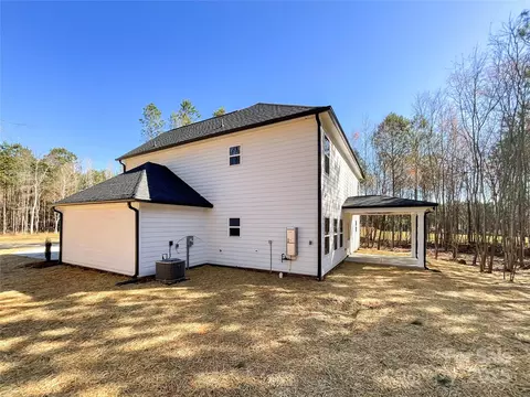 Exterior - 1021 Baylor Grv, Monroe, NC 28112 photo 2 of 4