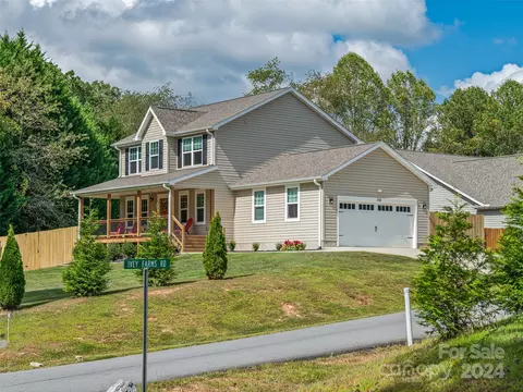 104 Ivey Farms Rd, Candler, NC 28715