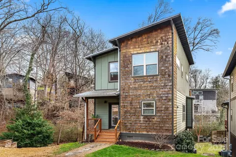 152 Bradley St, Asheville, NC 28806