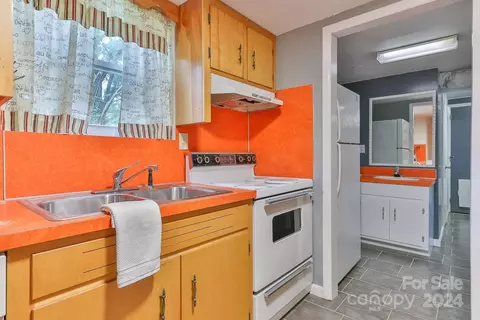 Other - 206 10th Se Ave SE, Conover, NC 28613 photo 12 of 12