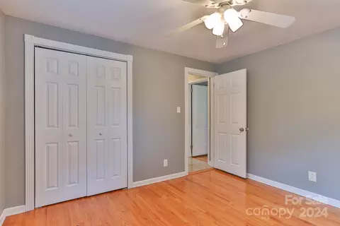 Bedroom - 206 10th Se Ave SE, Conover, NC 28613 photo 5 of 5