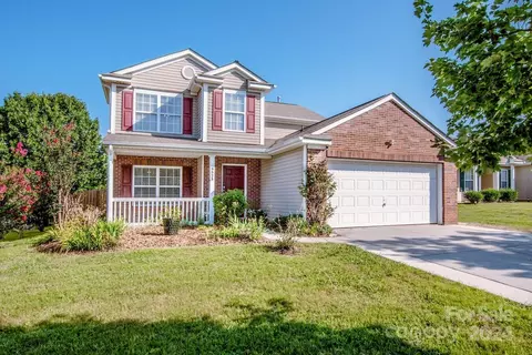 9525 Birchcroft Ln, Charlotte, NC 28269