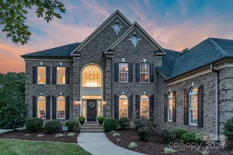 7303 Yellowhorn Trl, Waxhaw, NC 28173