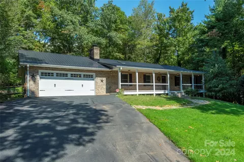 44 Justin Dr, Etowah, NC 28729