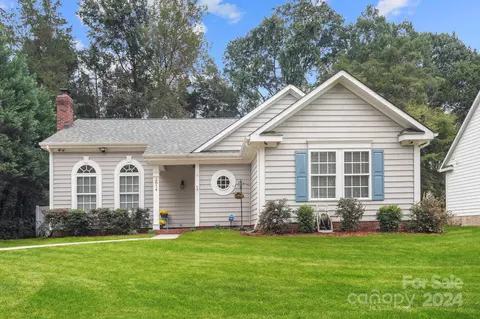 2814 Bricker Dr, Charlotte, NC 28273