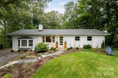 111 Dodge St, Asheville, NC 28803