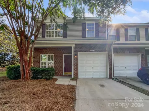 110 Morab Dr, Matthews, NC 28104
