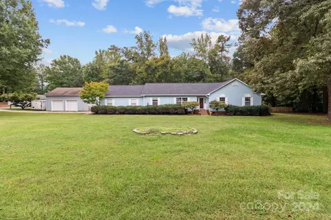 116 Scotland Dr, Mooresville, NC 28115