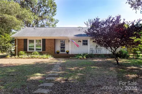 4326 Saquache Dr, Charlotte, NC 28269