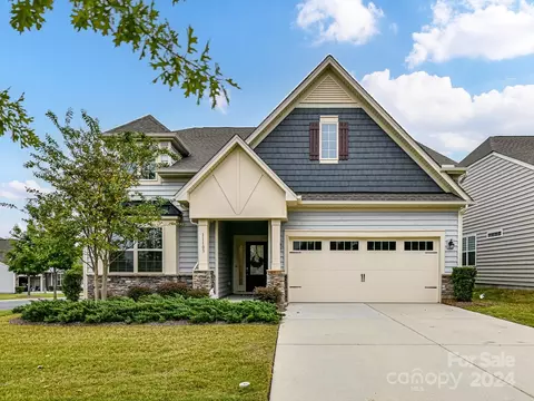 11103 Wrigley Mansion Dr, Charlotte, NC 28273