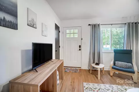 Entry Way - 4005 Howie Cir, Charlotte, NC 28205 photo 1 of 1