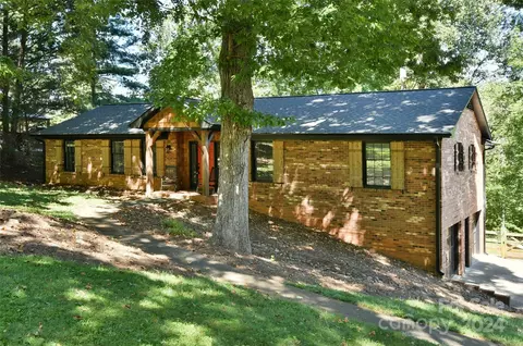 6984 Bridgewood Rd, Clemmons, NC 27012