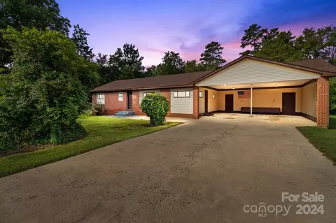 305 Park Ave, Salisbury, NC 28146